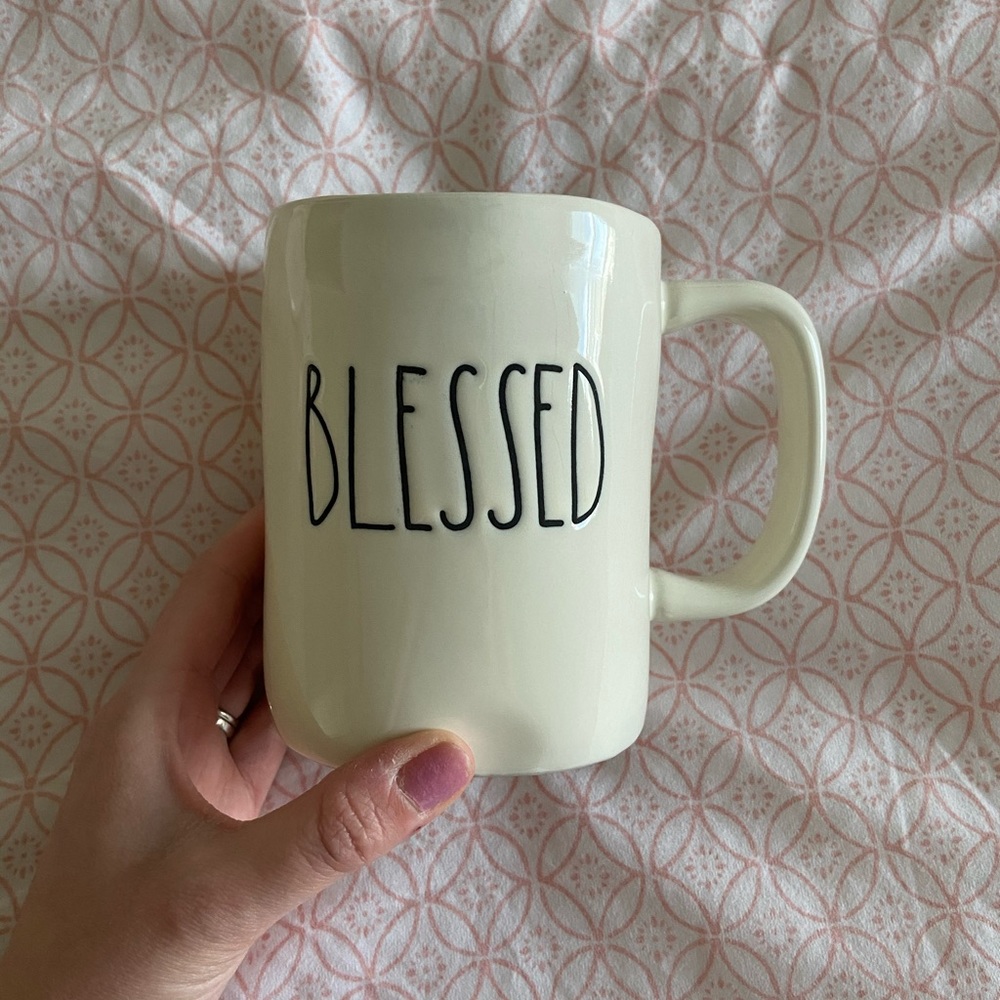Rae dunn mug